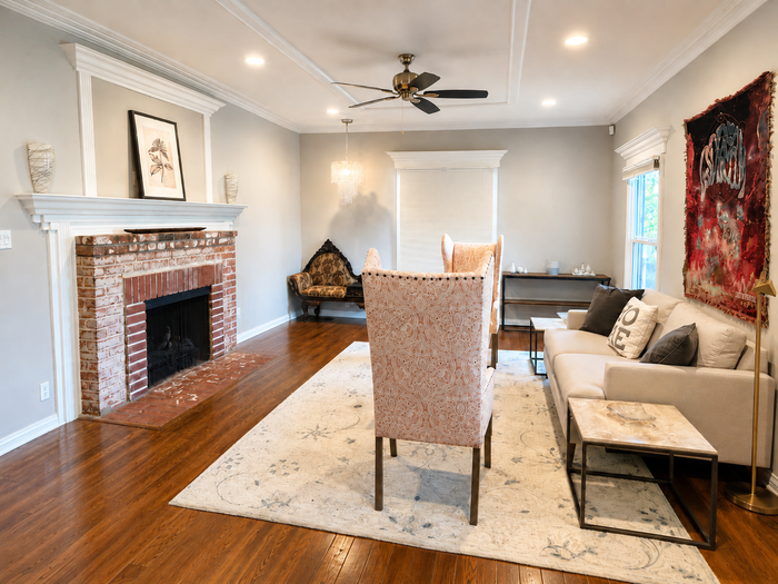10443 Wilkins Ave - Photo 4 of 34
