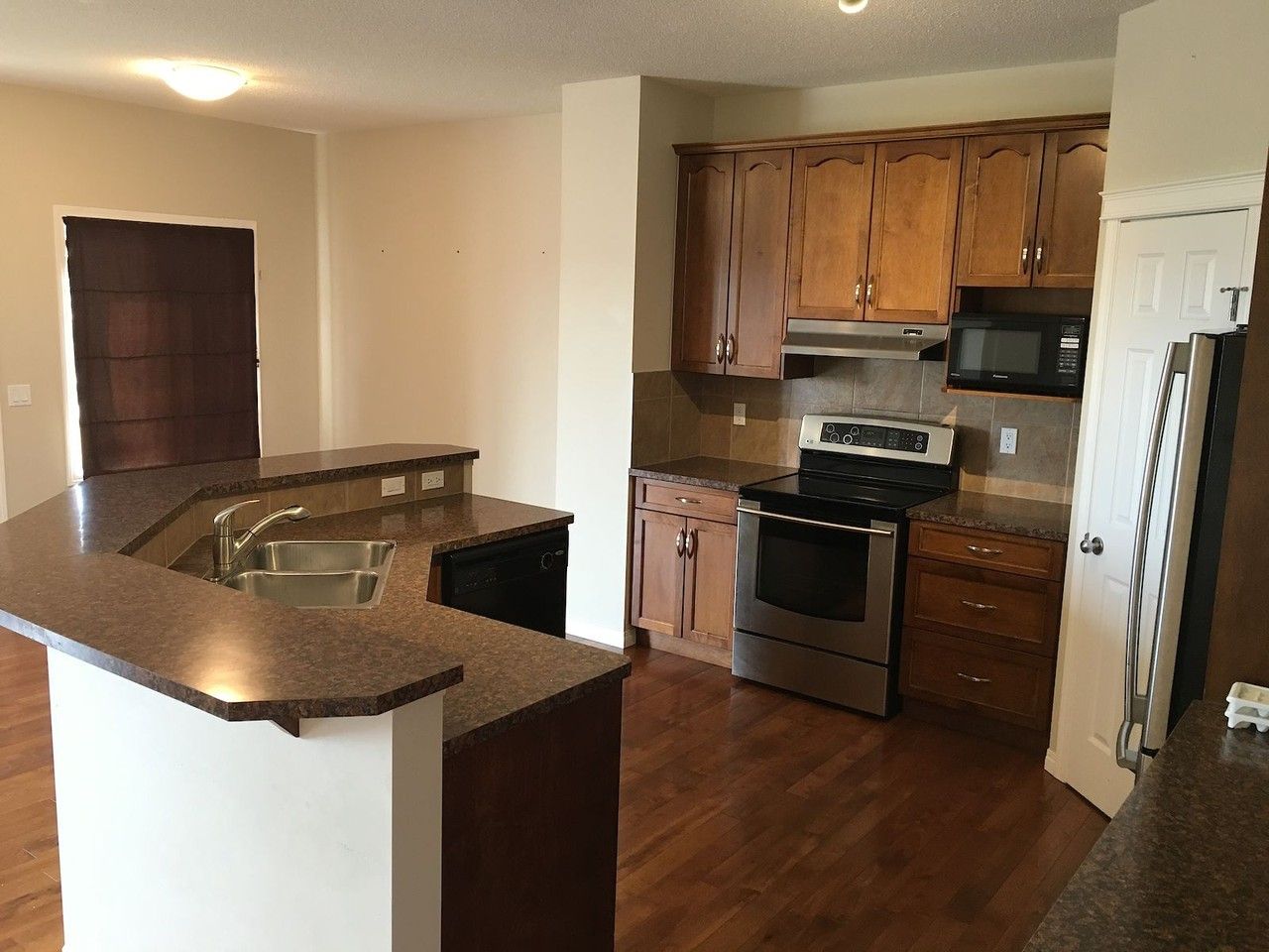 2109 Reunion Blvd Nw - Photo 2 of 20