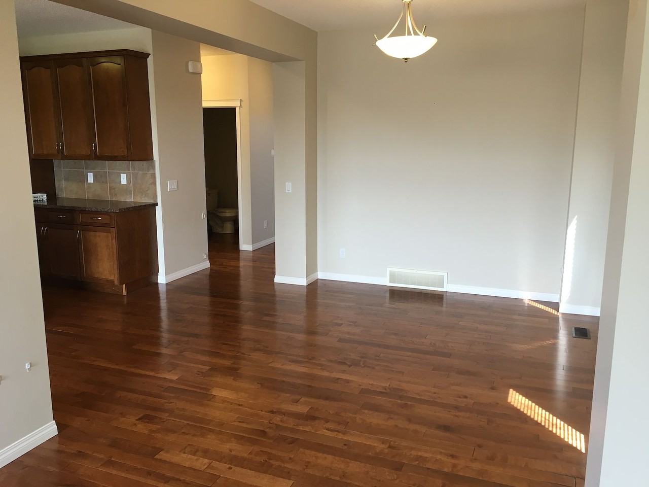 2109 Reunion Blvd Nw - Photo 6 of 20