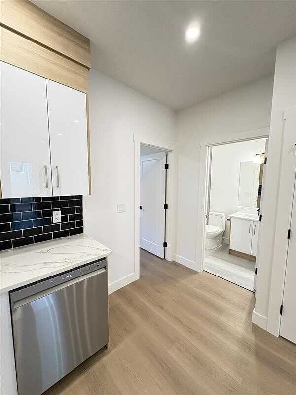 3536 43 St Sw - Photo 7 of 23