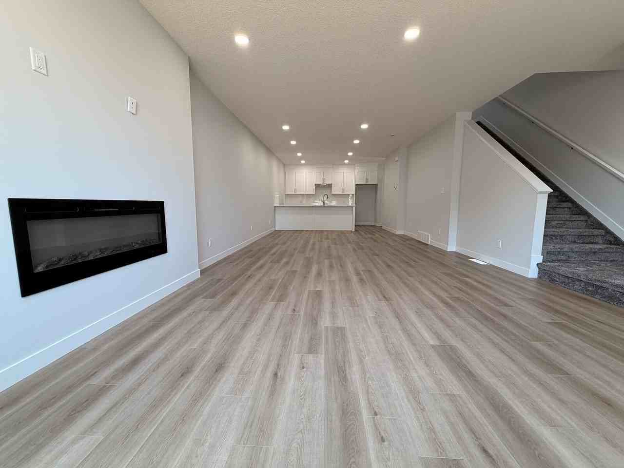 13327 119 St Nw - Photo 2 of 10