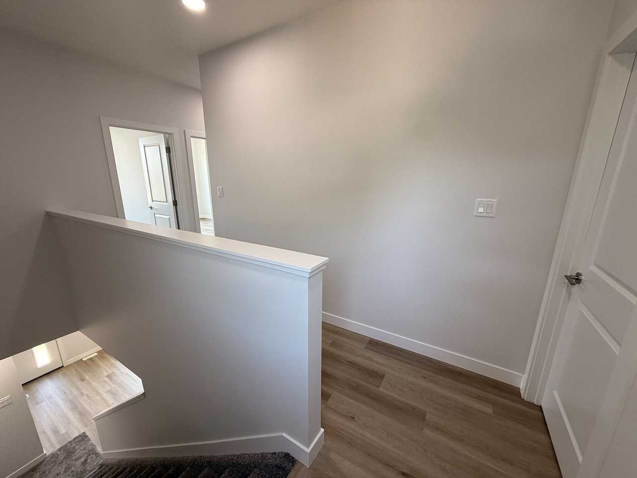 13327 119 St Nw - Photo 3 of 10