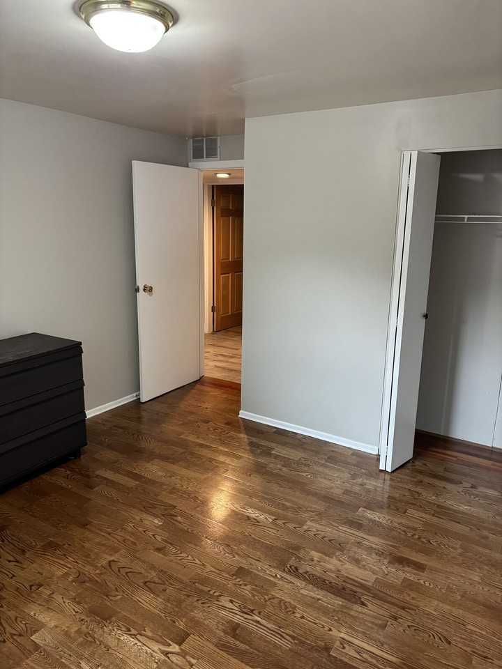 1729 65 St Nw - Photo 7 of 10