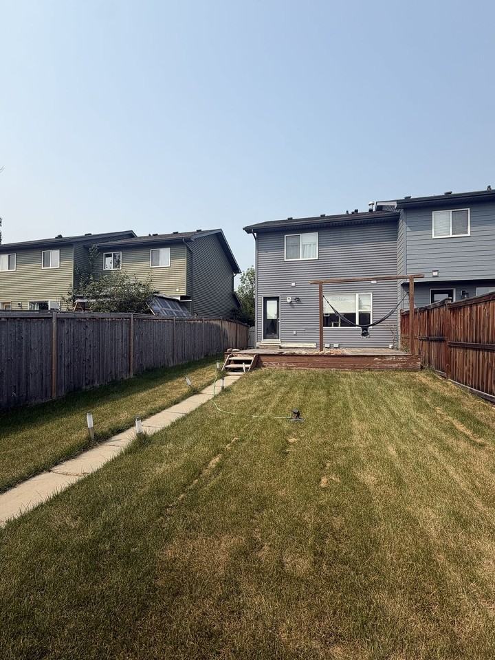 172 Eversyde Blvd Sw - Photo 2 of 29