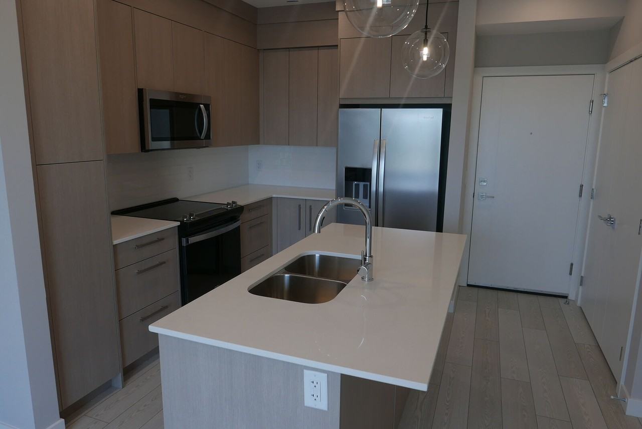 926 - 1518 - 265 Wolf Willow Blvd Se - Photo 3 of 20