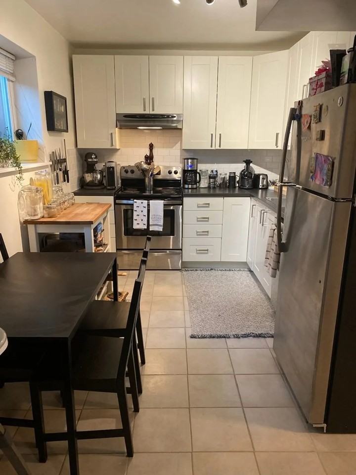 433 11th Street #1 - Photo 5 of 13