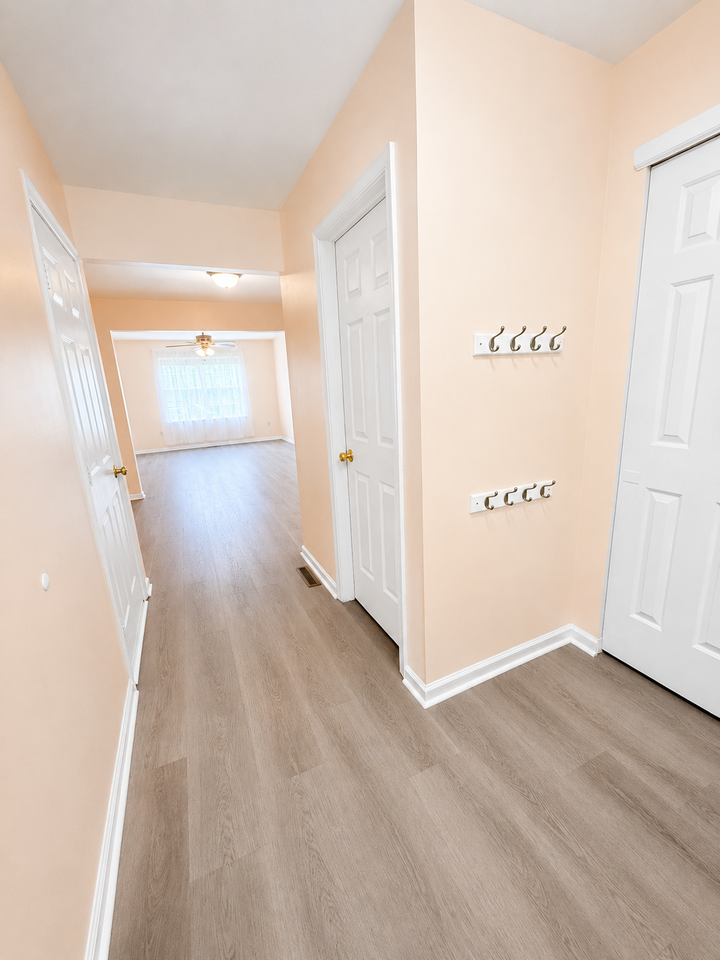 112 Galway Cir #112 - Photo 4 of 39