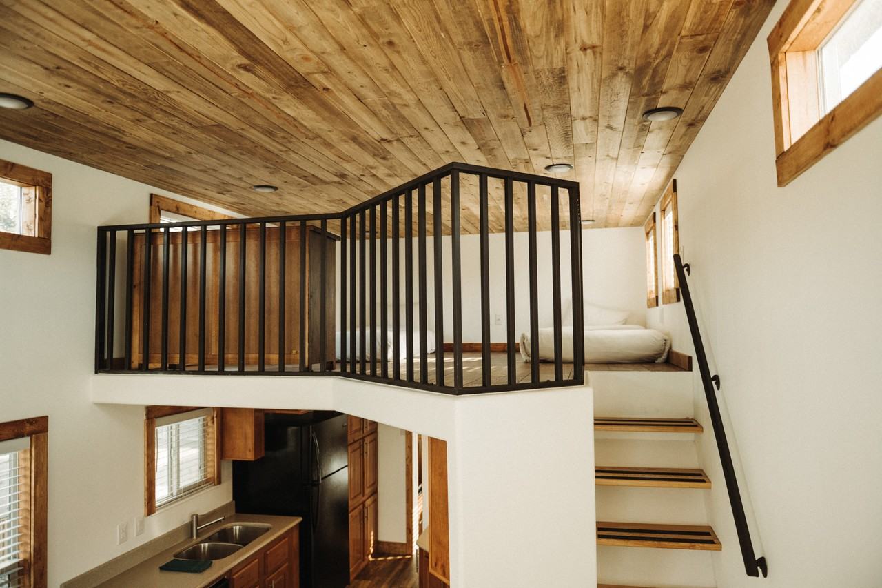1208 W Highway 31 #NA - Photo 4 of 9