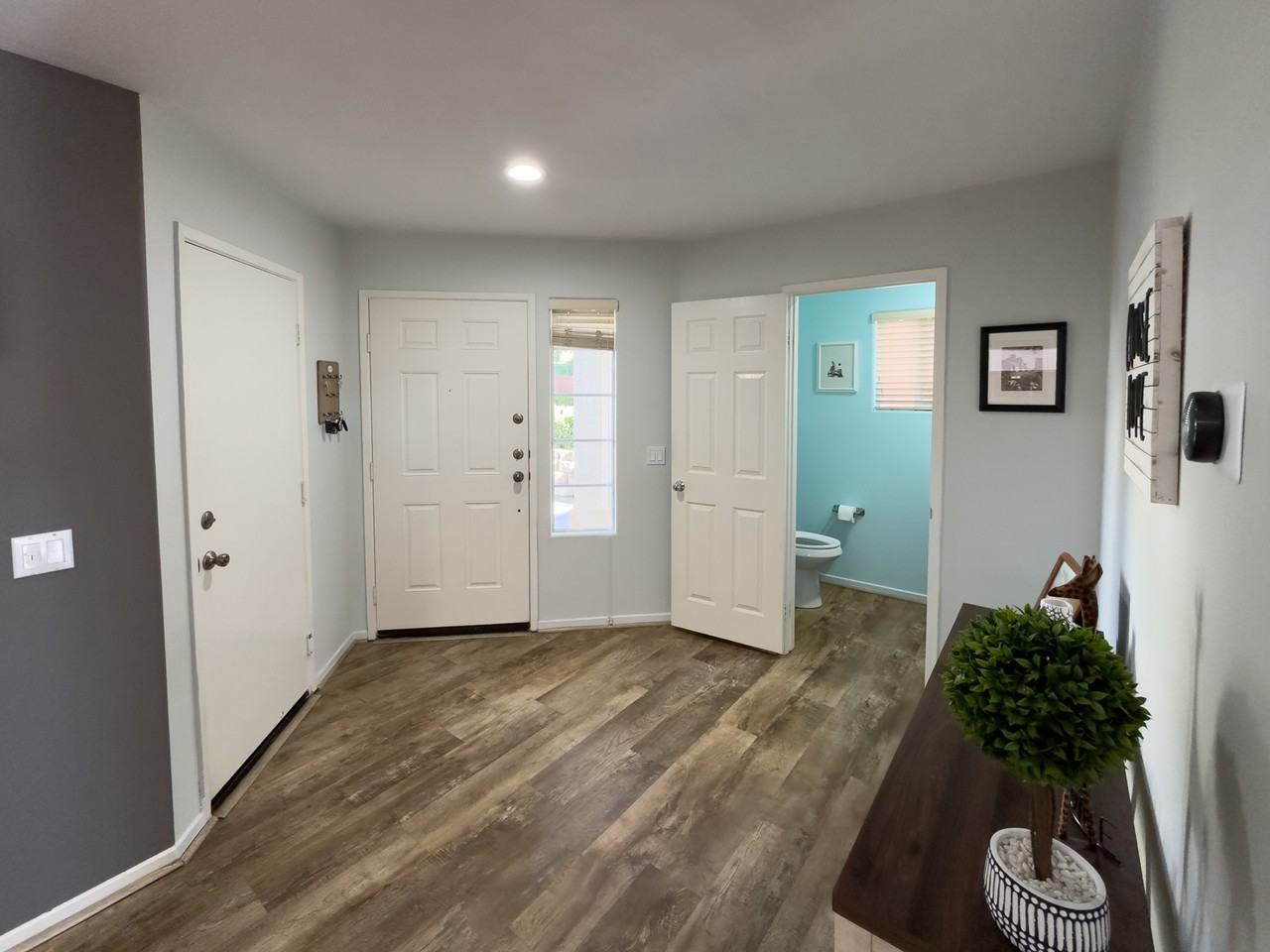 8932 Gateway View Ct #NA - Photo 6 of 50
