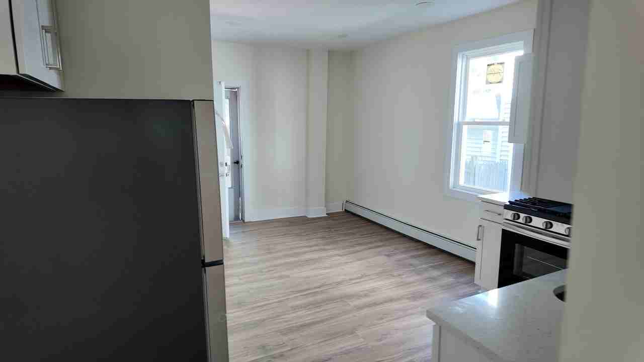 673 Elm St #1FL - Photo 2 of 21