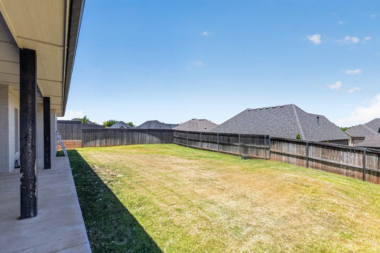 709 Timber Trl #NA - Photo 3 of 30