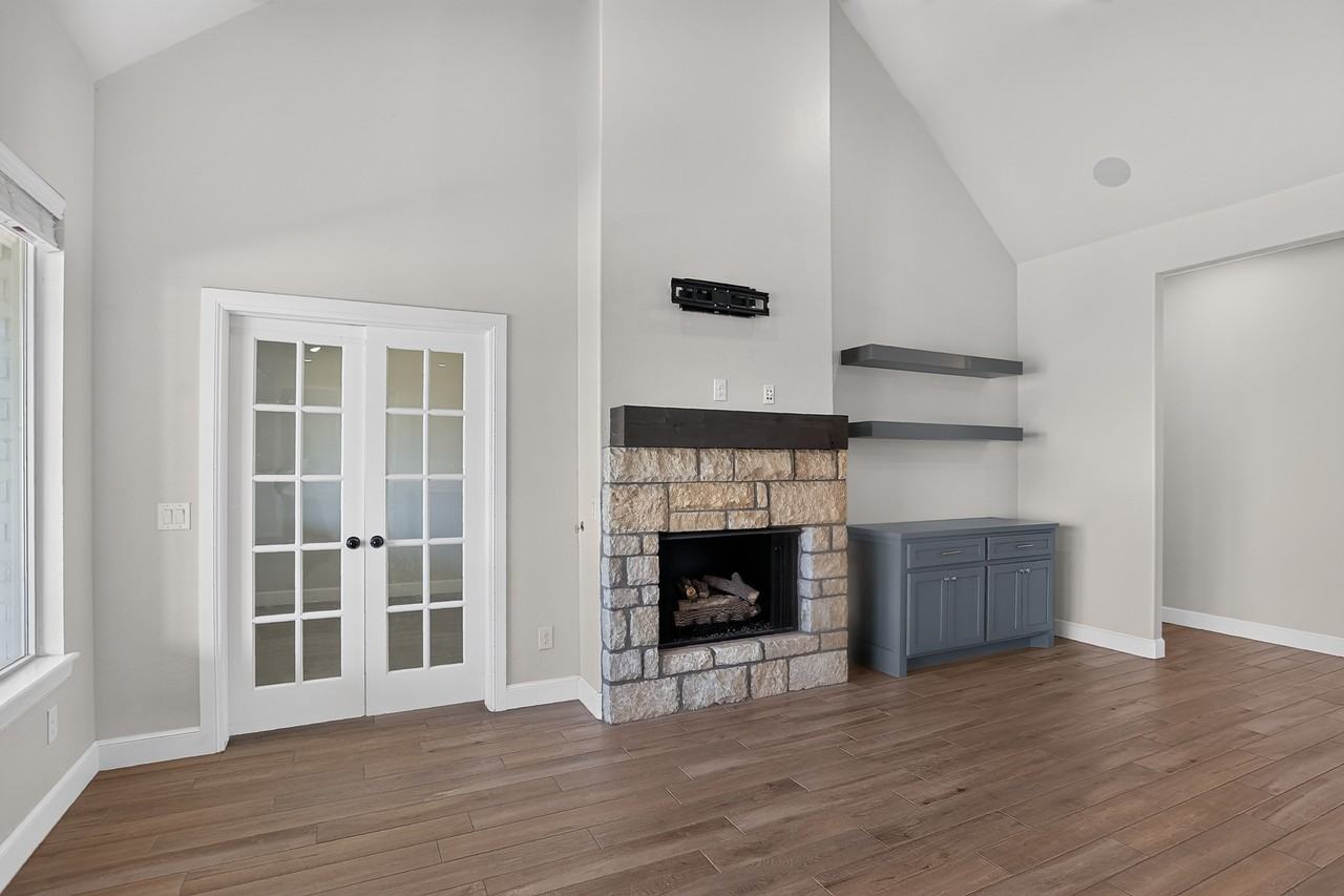 709 Timber Trl #NA - Photo 5 of 30