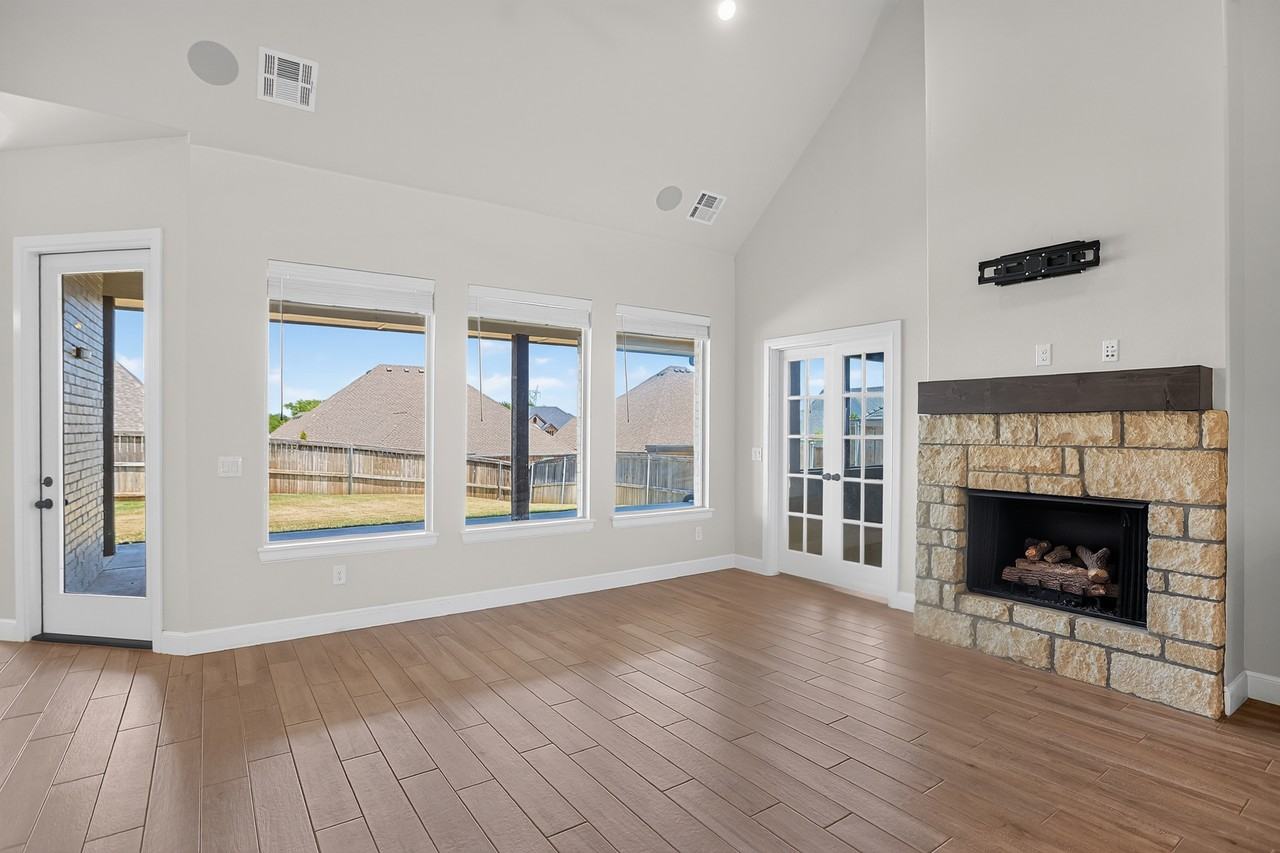 709 Timber Trl #NA - Photo 7 of 30