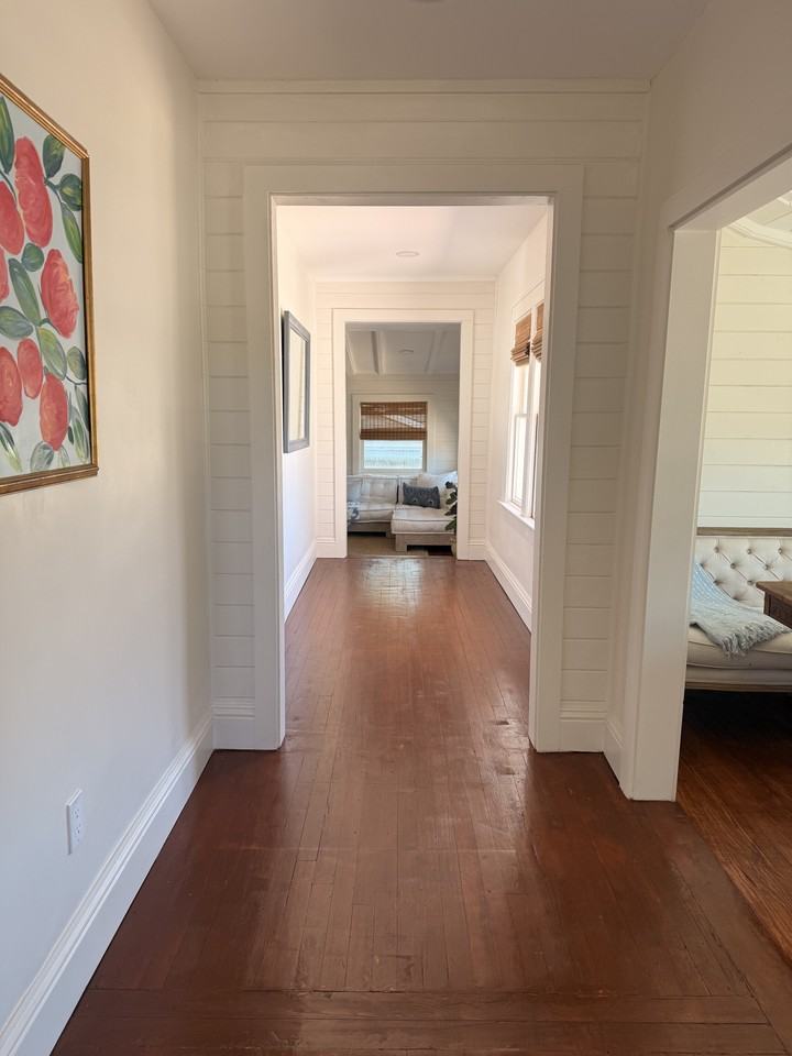 1095 21st Ave N #2 - Photo 3 of 12