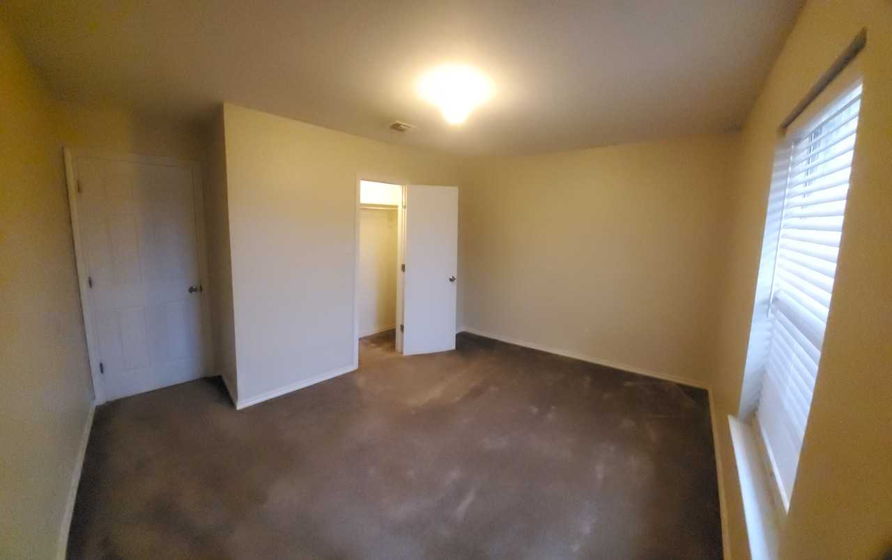 507 W Denison Cir #A - Photo 2 of 6