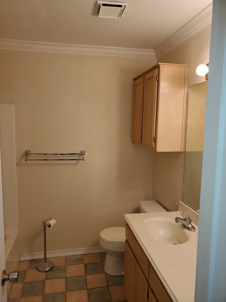 507 W Denison Cir #A - Photo 6 of 6