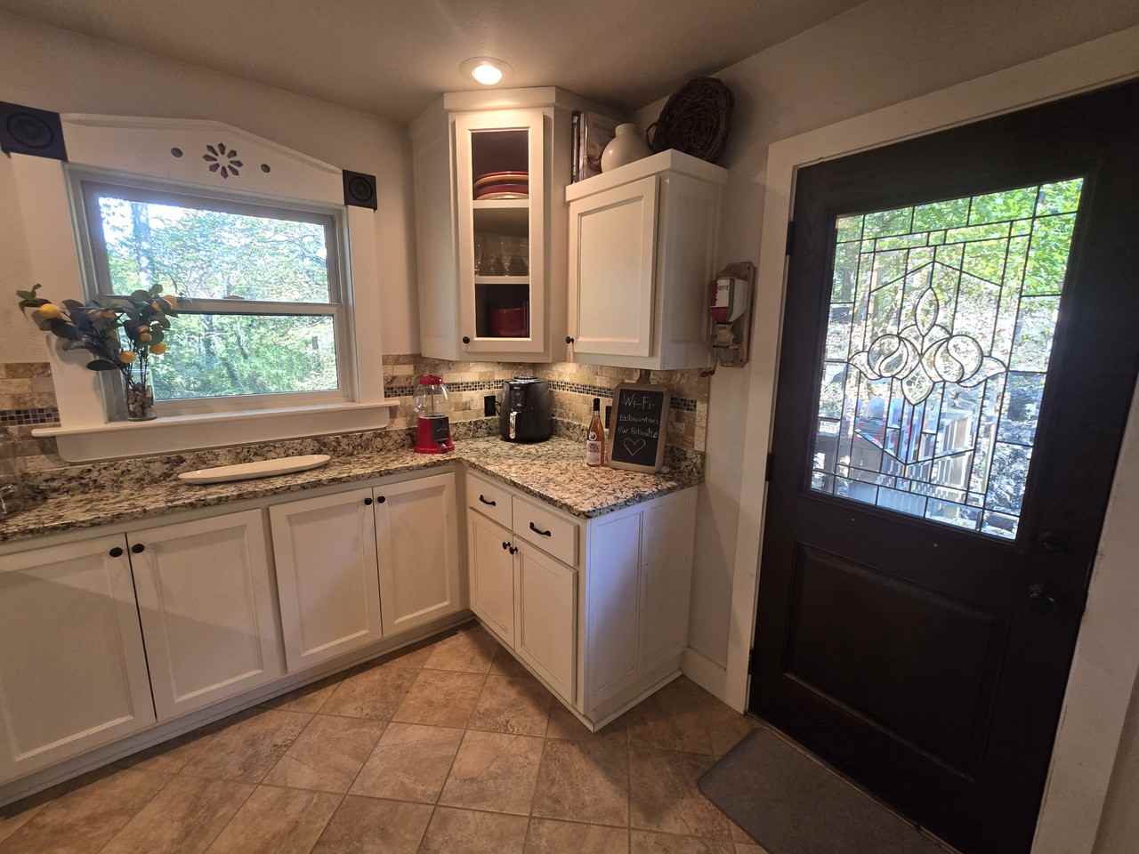 10 Vine St #NA - Photo 5 of 50