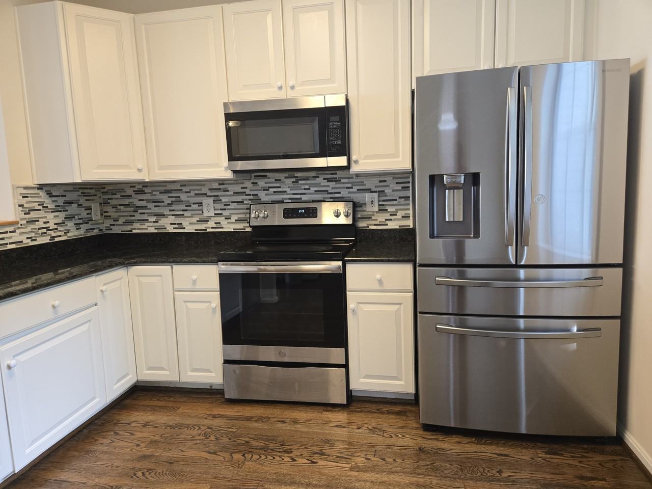 6822 Sanctuary Ct - Photo 6 of 18