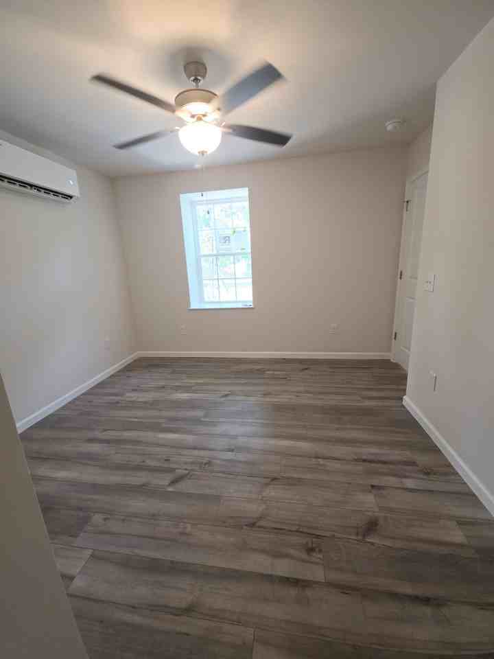 325 Brenda Dr #A - Photo 4 of 9