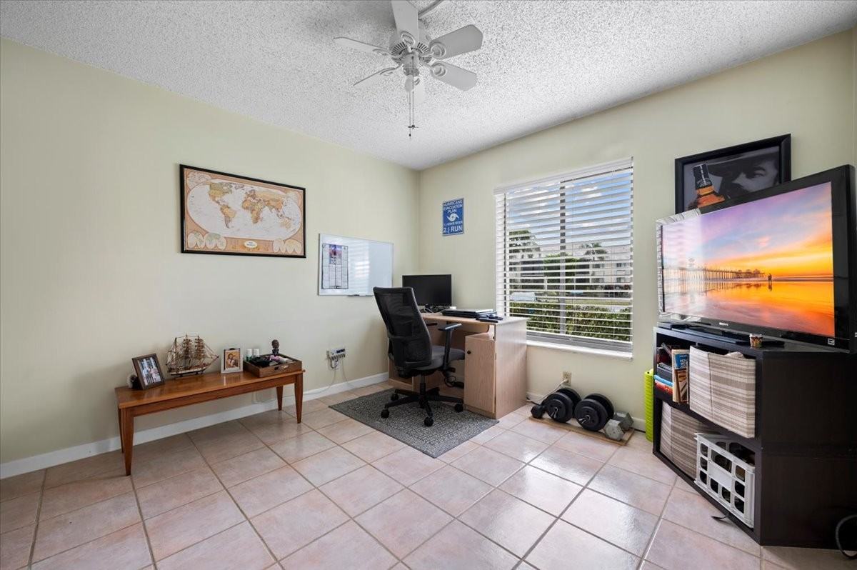 1014 Green Pine Blvd #H1 - Photo 4 of 20