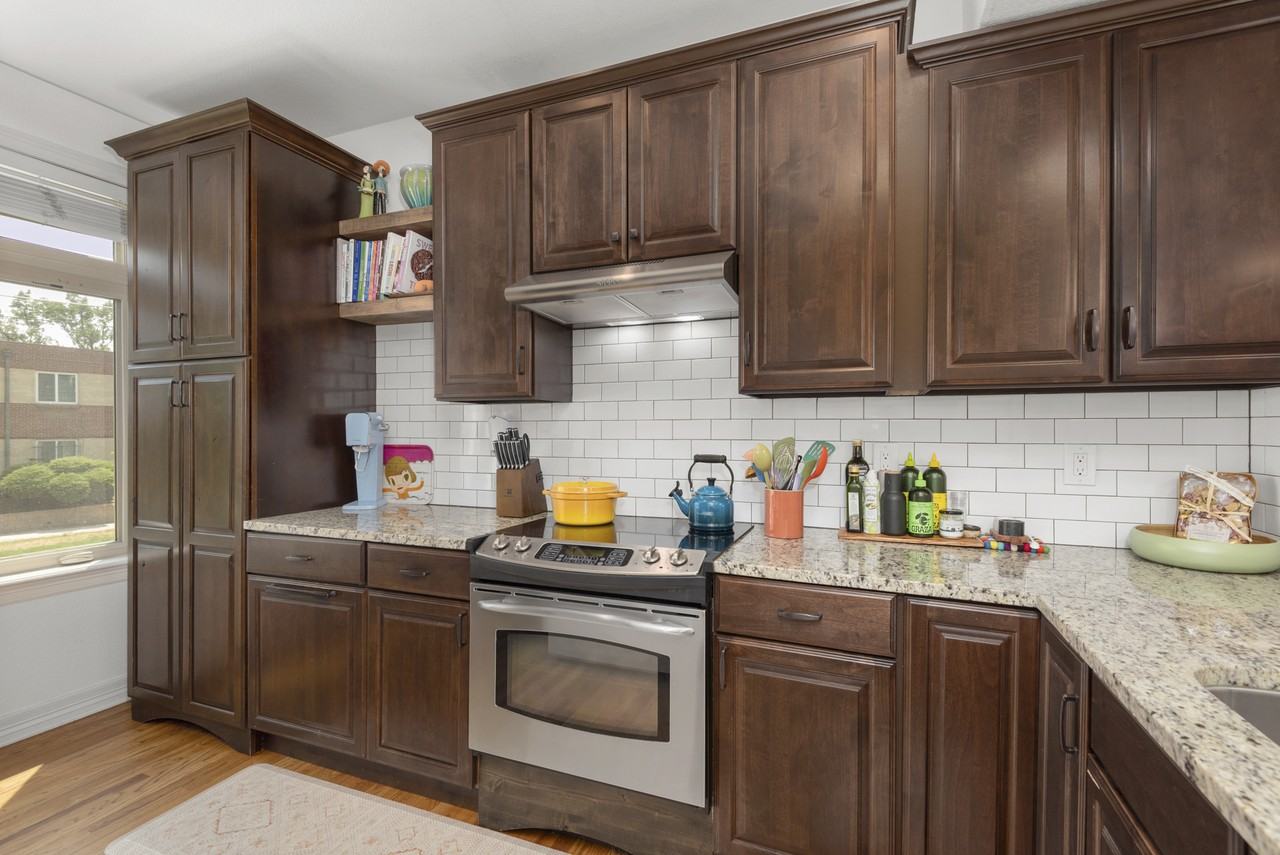 2313 Decatur St - Photo 6 of 36