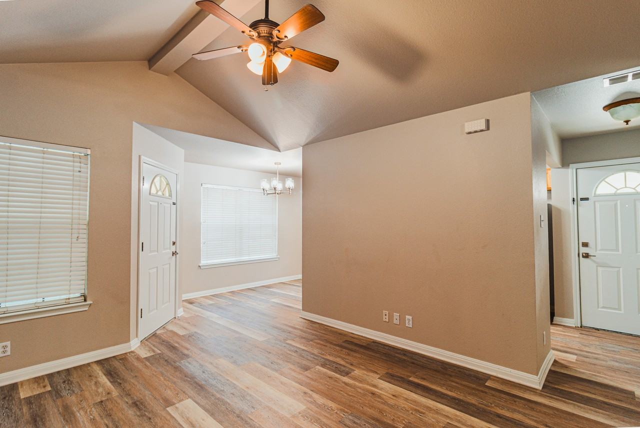 104 San Antonio Rd #502 - Photo 5 of 10