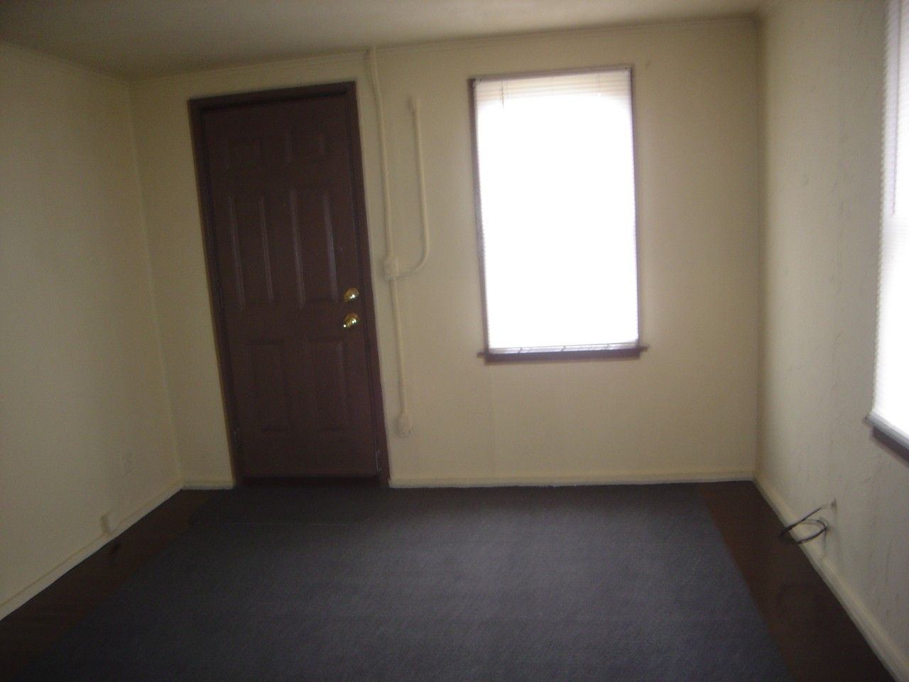 2712 Webber St #NA - Photo 4 of 5