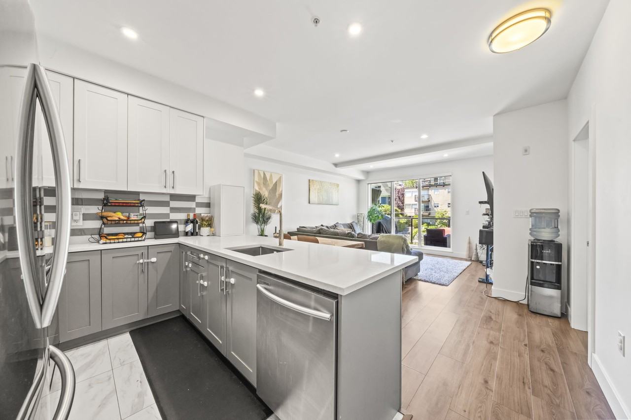 218 Carnarvon Street - Photo 4 of 13