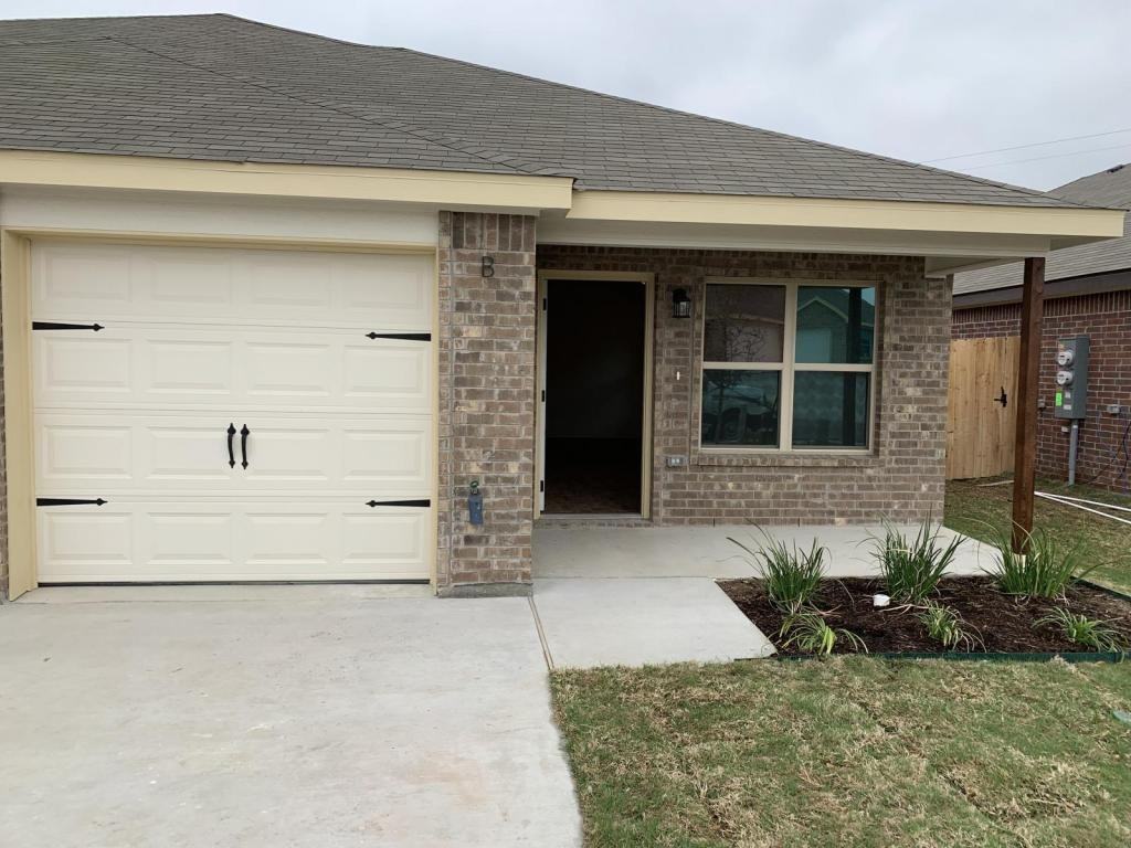 2421 Alterman Dr #A - Photo 2 of 12