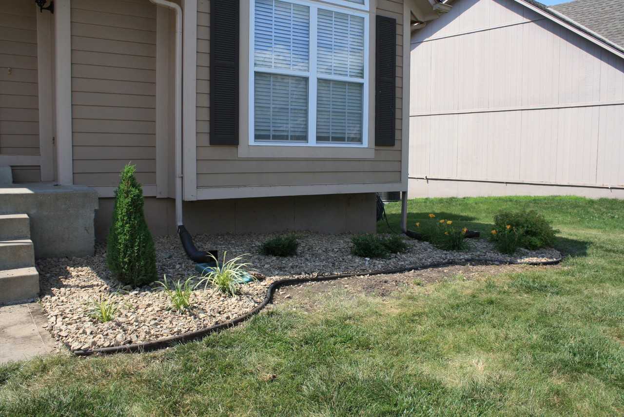 15454 Foster St #NA - Photo 2 of 19