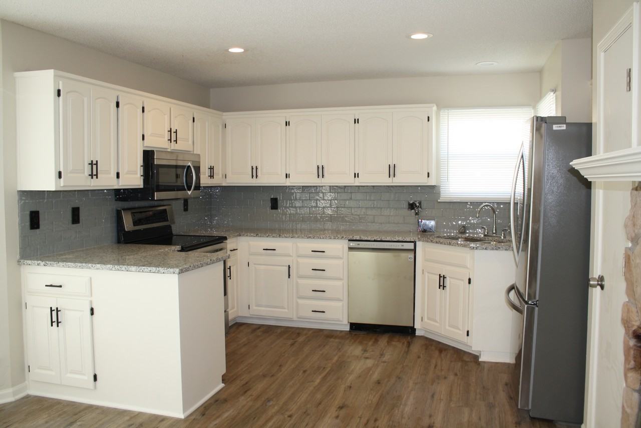 15454 Foster St #NA - Photo 4 of 19