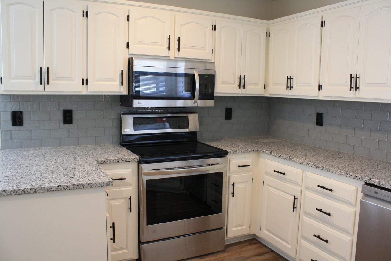 15454 Foster St #NA - Photo 6 of 19