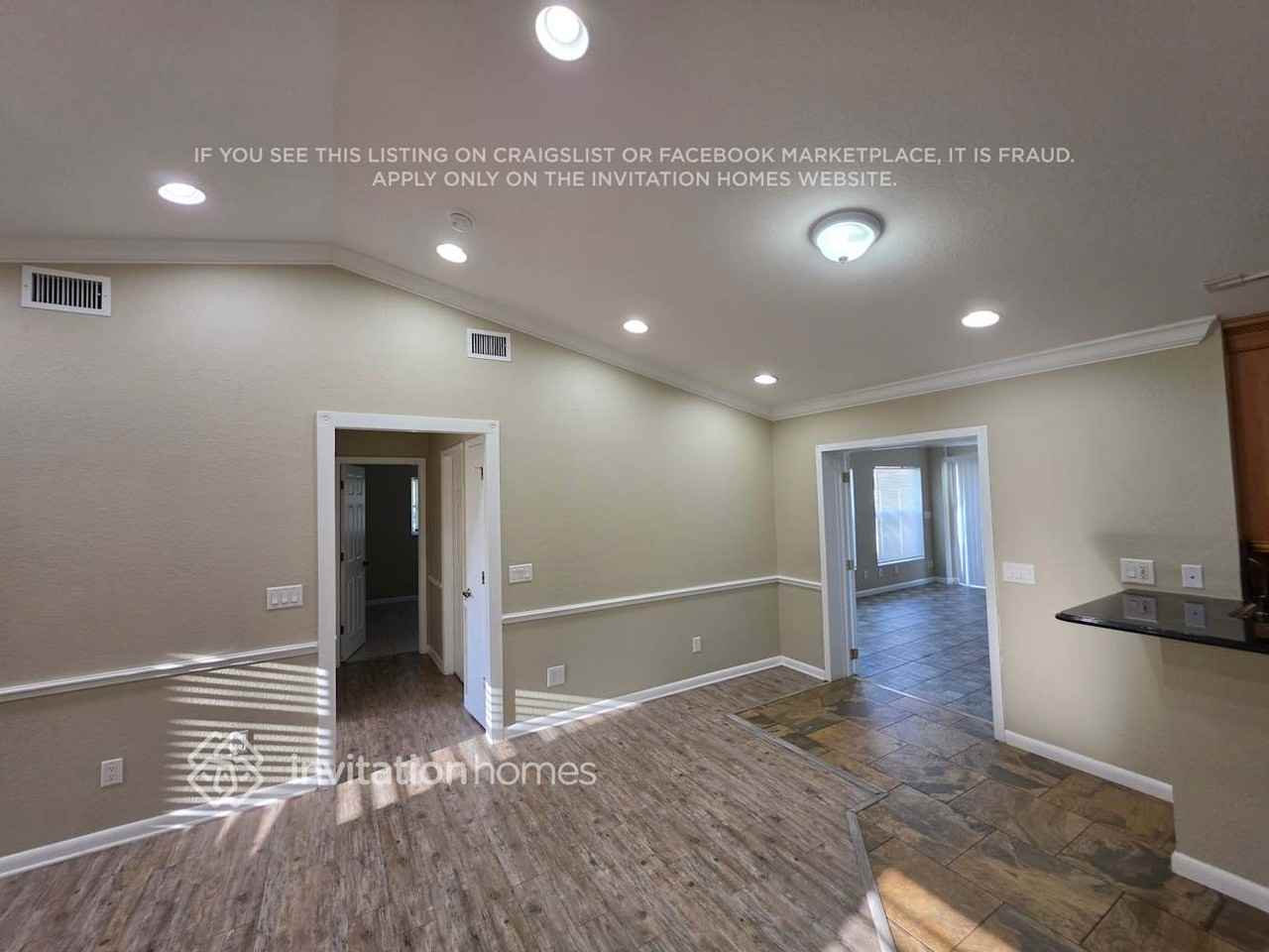 624 Se 18th Ter - Photo 5 of 19