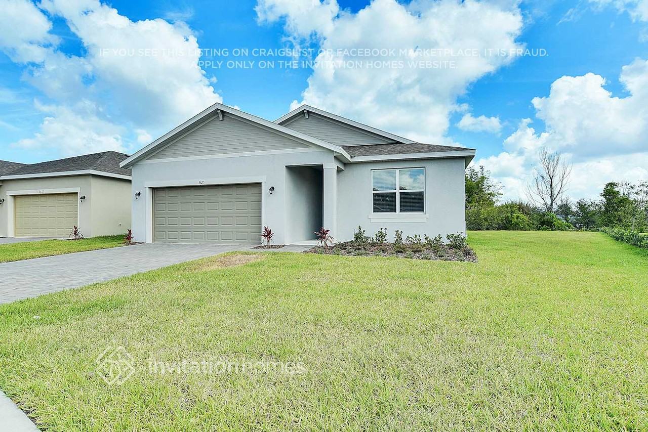 5625 Beggs Rd - Photo 3 of 25