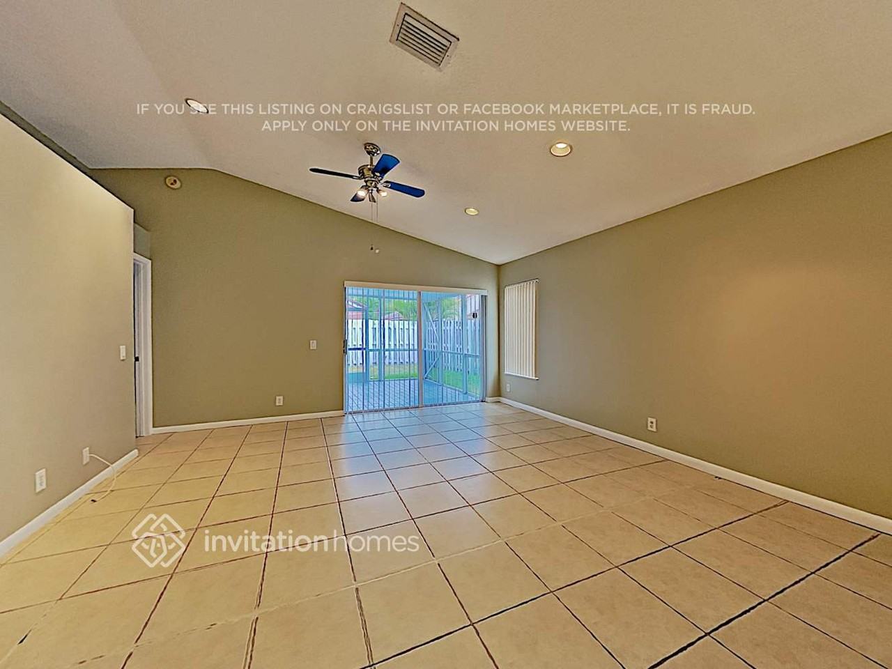 1380 Presidio Dr - Photo 3 of 17
