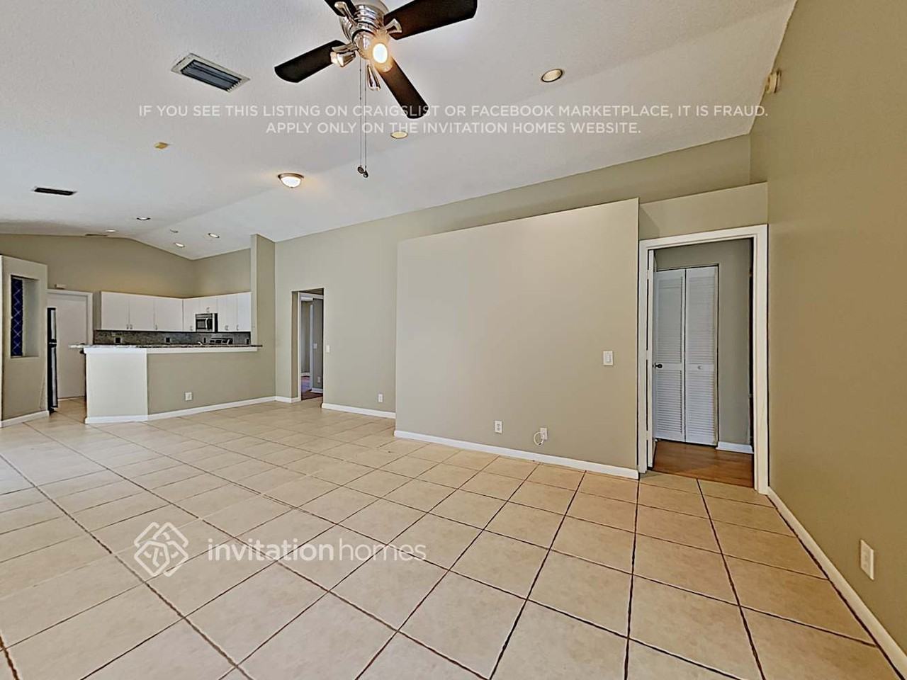 1380 Presidio Dr - Photo 6 of 17