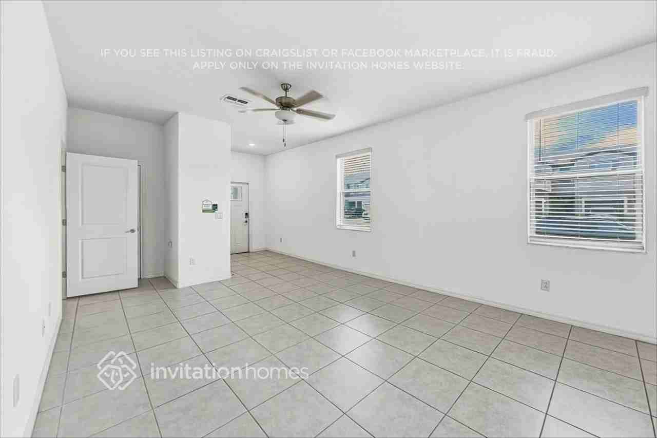 8271 Birch Haven Ln - Photo 6 of 19