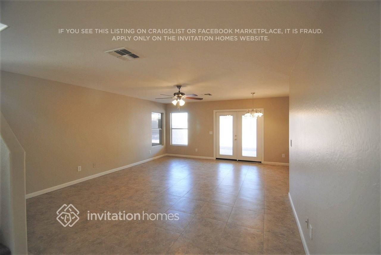 12206 W Bloomfield Rd - Photo 2 of 12