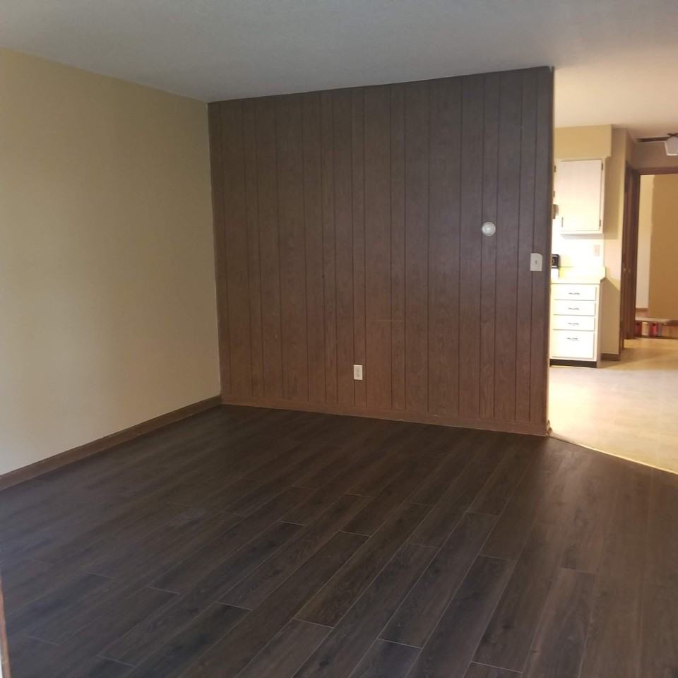 1201 E Harding Dr #B - Photo 4 of 10