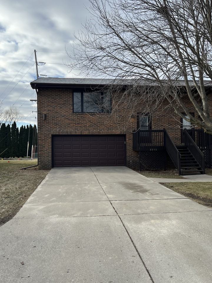 3310 Spruce St #3312 - Photo 2 of 23