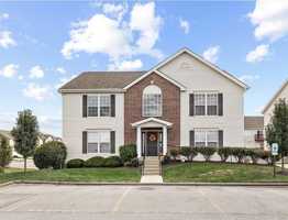 featured image of 708 Harbor Woods Dr #B
