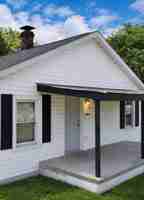 featured image of 1414 E Washington St