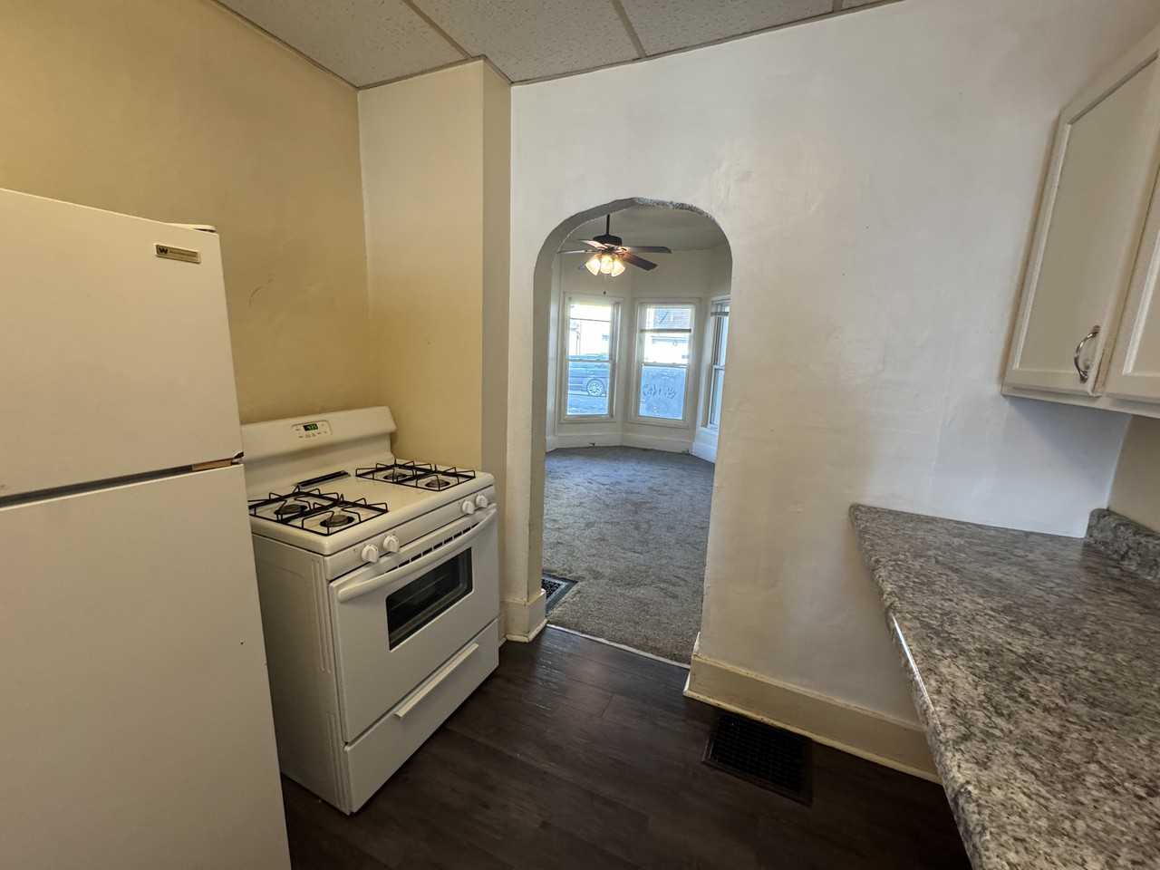 204 N Fort Wayne Ave #2 - Photo 2 of 16