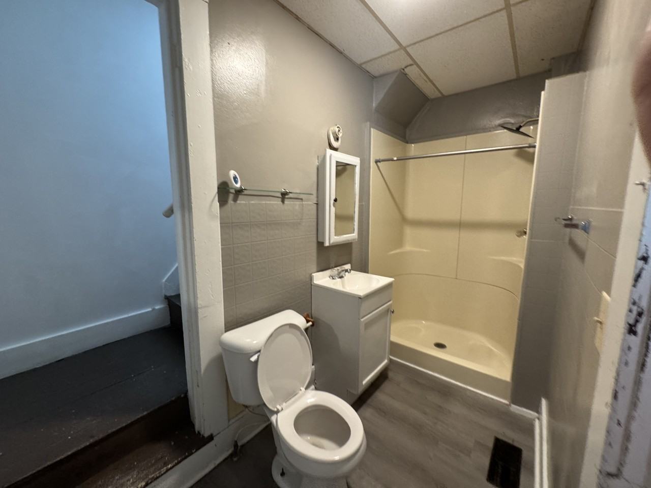 204 N Fort Wayne Ave #2 - Photo 3 of 16
