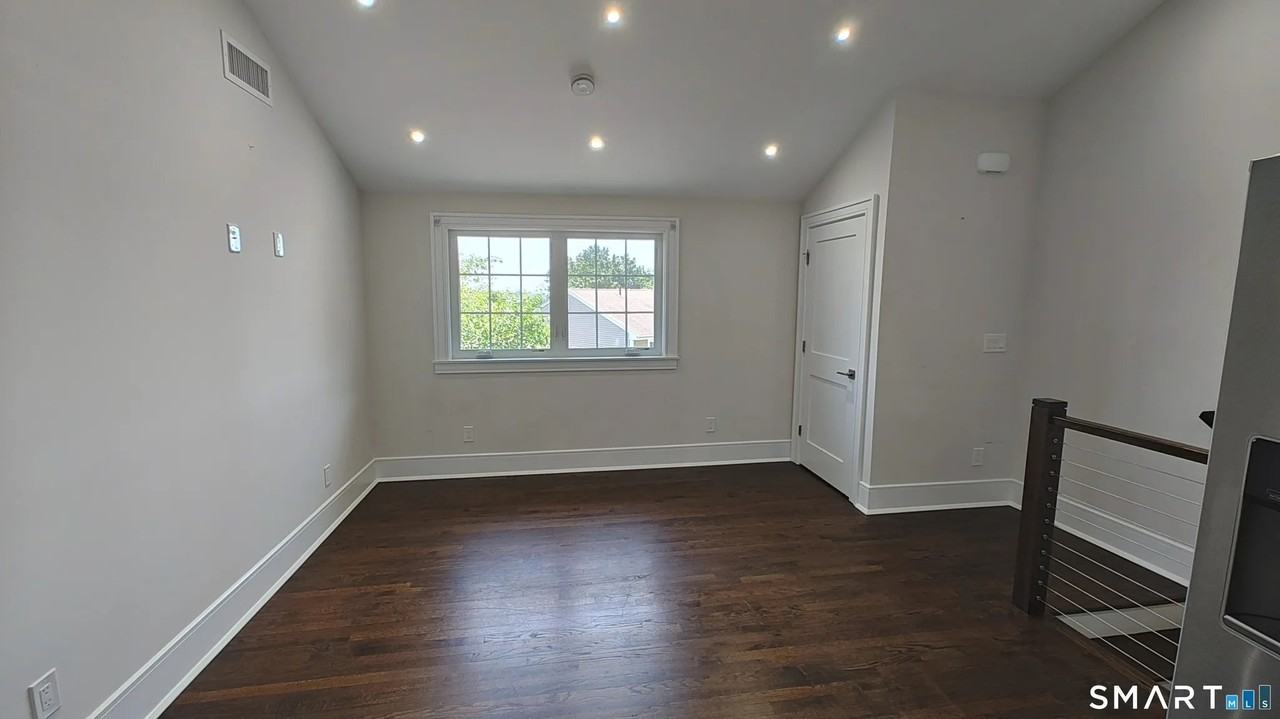 38 Poe Ct #38 - Photo 7 of 12