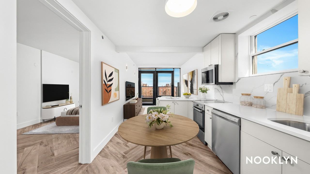 706 Ocean Pkwy #7A - Photo 2 of 5