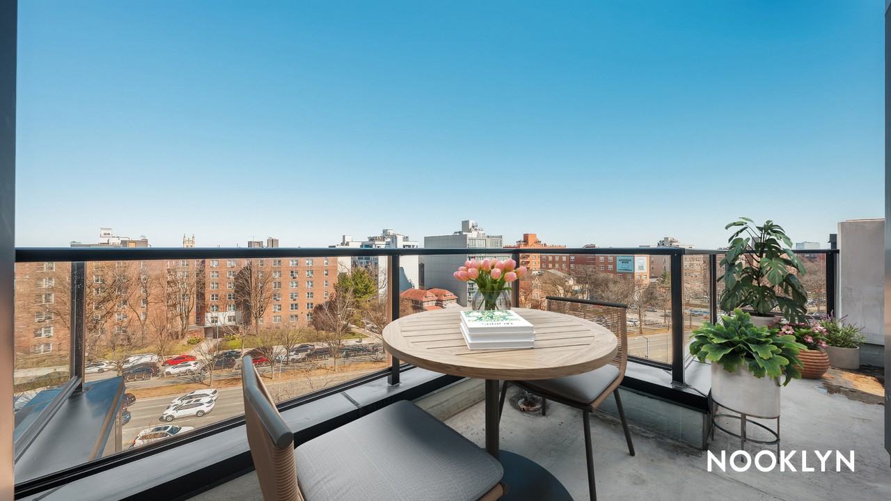 706 Ocean Pkwy #7A - Photo 3 of 5