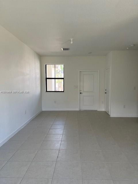 13102 Sw 232nd Ter - Photo 4 of 33