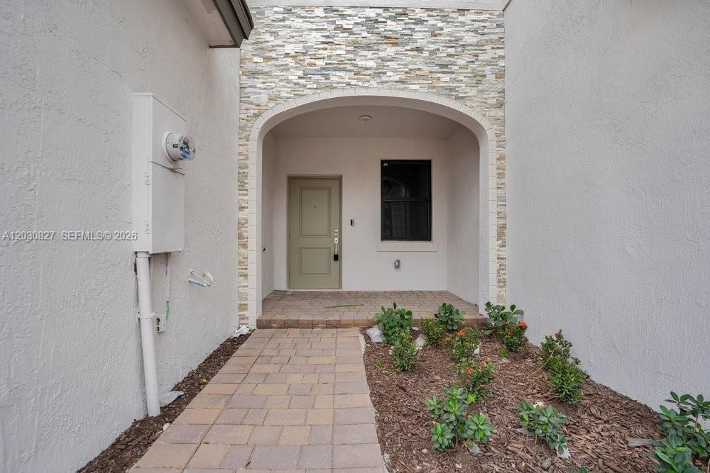 23503 Sw 129th Ave - Photo 3 of 24
