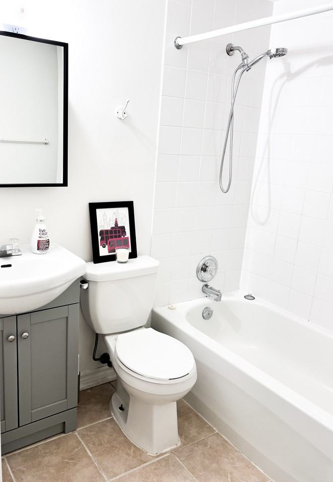 2844 Bloor Street West #1A - Photo 4 of 8
